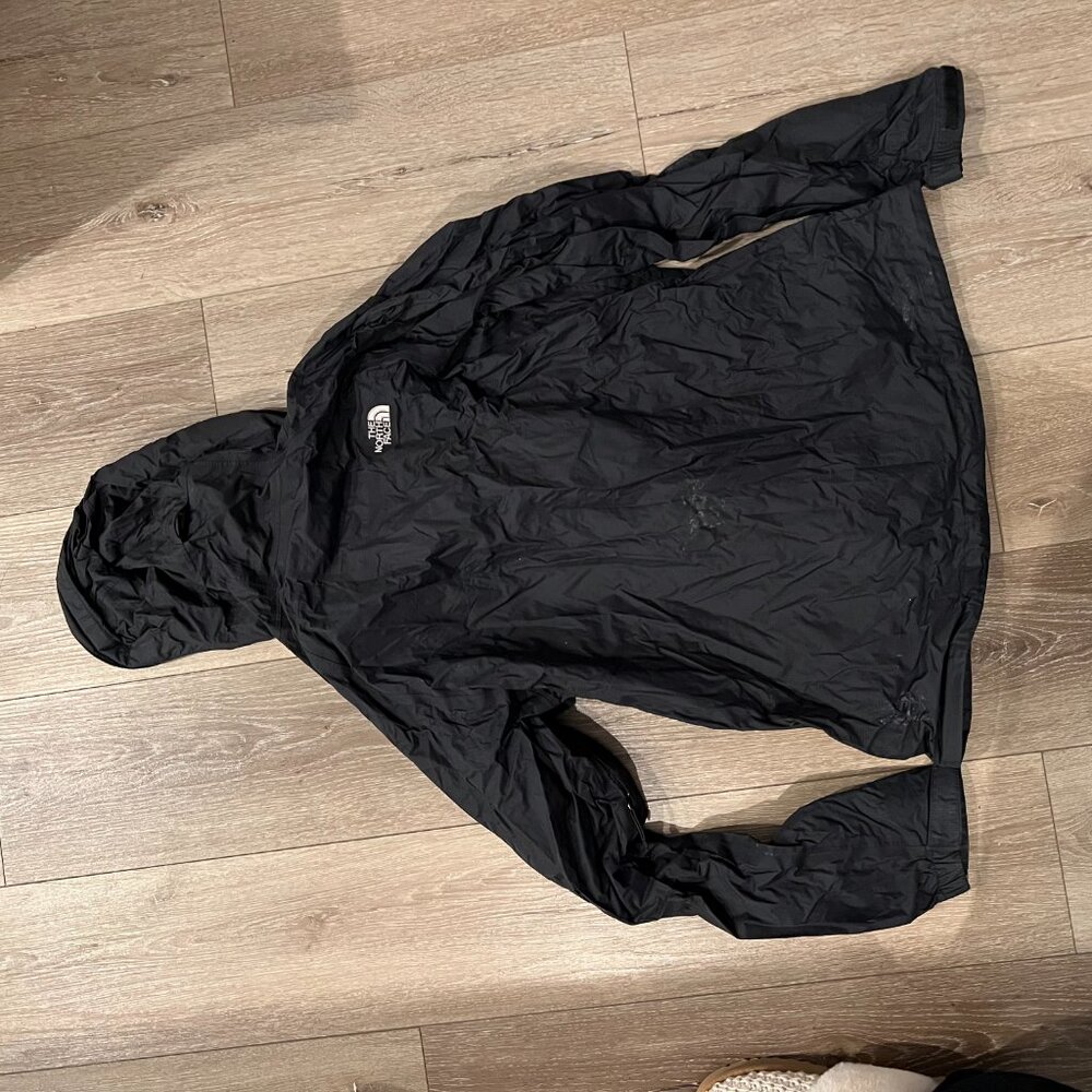 North Face Women's Rain Jacket - Picture 7 of 7